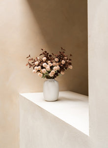 Zusammengestellter Blumenstrauß - Creme Mix