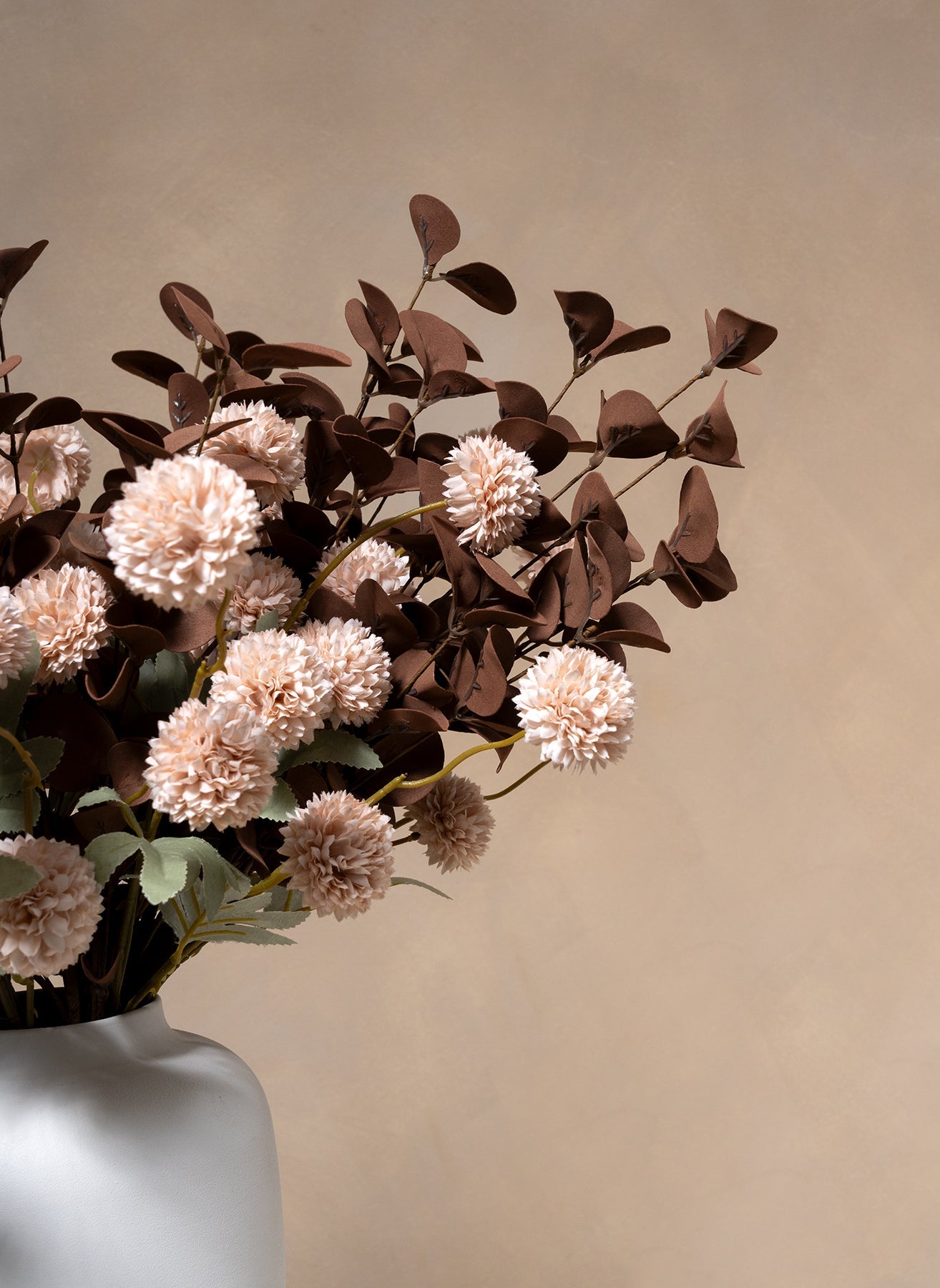 Zusammengestellter Blumenstrauß - Creme Mix
